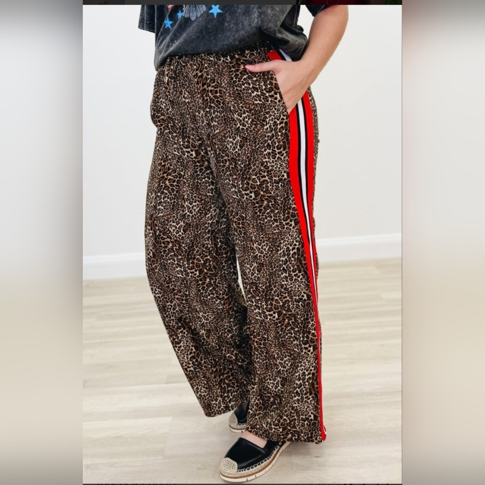 Boutique Leopard Print Wide Leg Pants with Red Accent, NWT - Picture 8 of 10